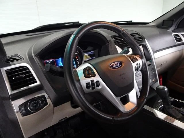 Ford EXPLORER 14