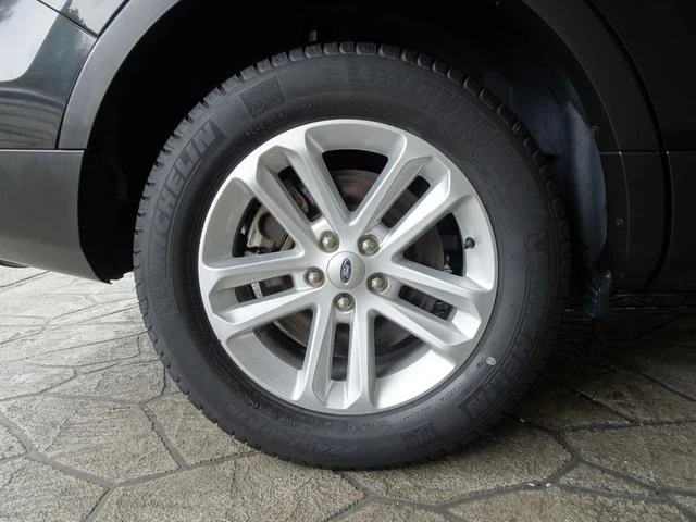 Ford EXPLORER 54