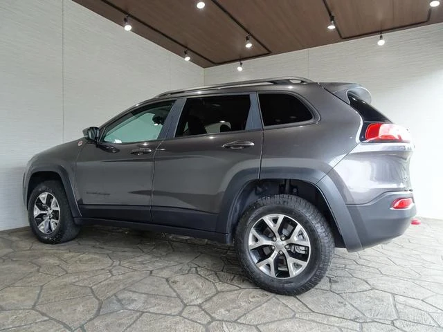 Chrysler JEEP 6