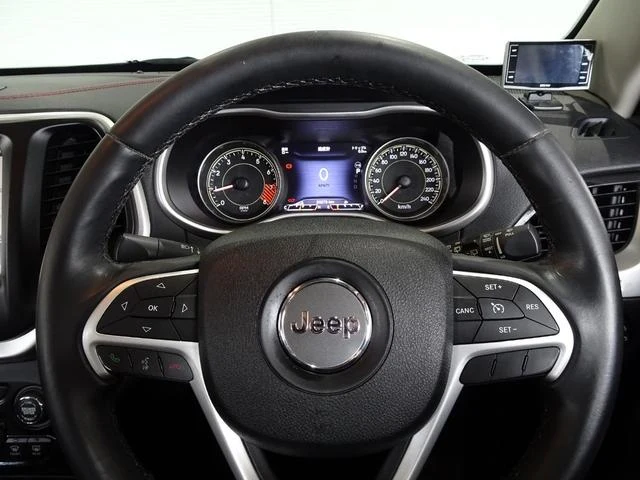 Chrysler JEEP 32