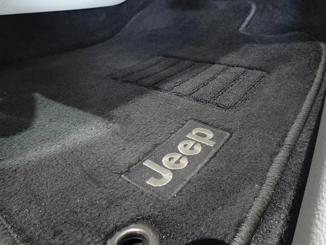 Chrysler JEEP 38