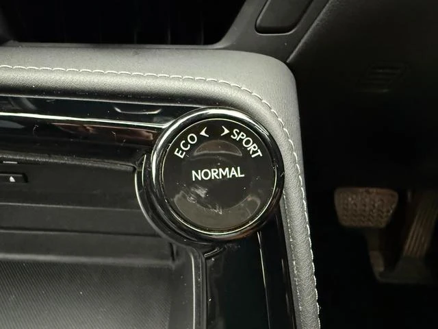 Lexus NX 33