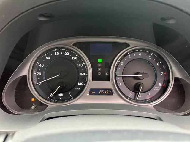 Lexus IS 4