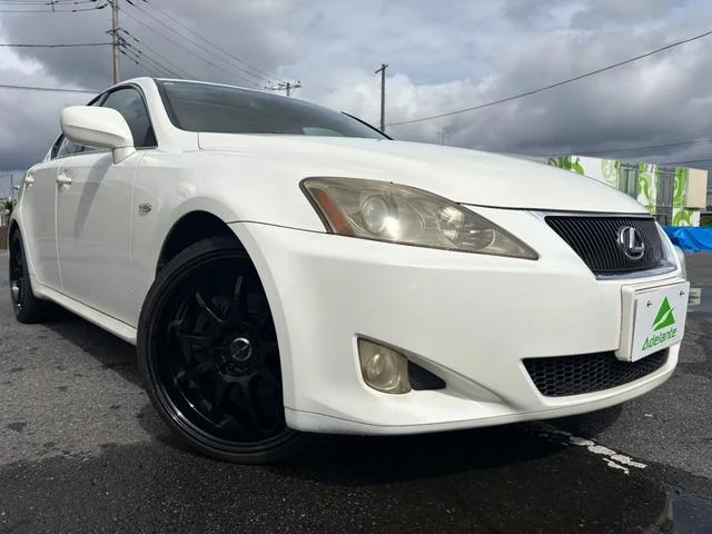 Lexus IS 37