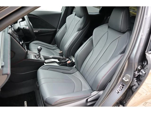 Lexus LBX 39