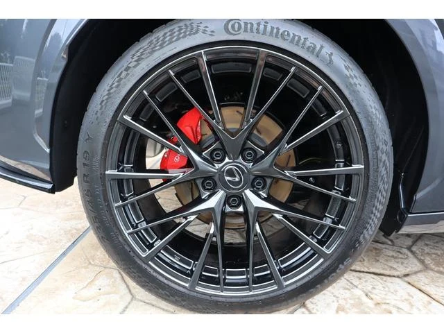 Lexus LBX 34