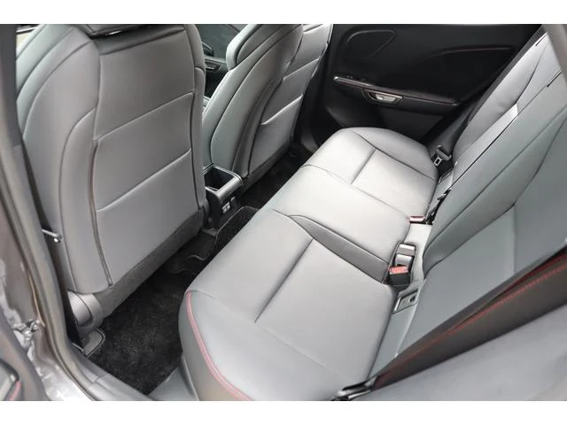 Lexus LBX 41