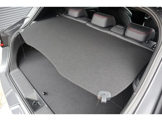 Lexus LBX 61