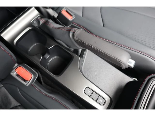 Lexus LBX 57