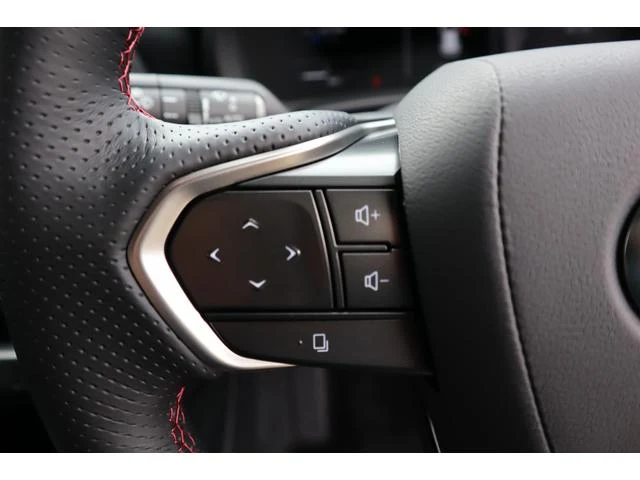 Lexus LBX 31