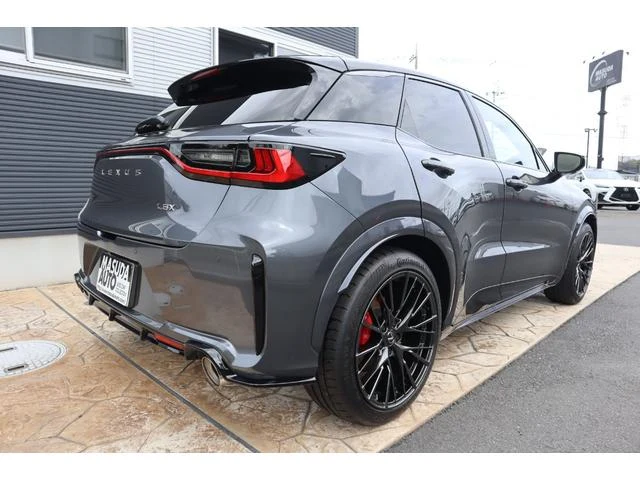 Lexus LBX 5