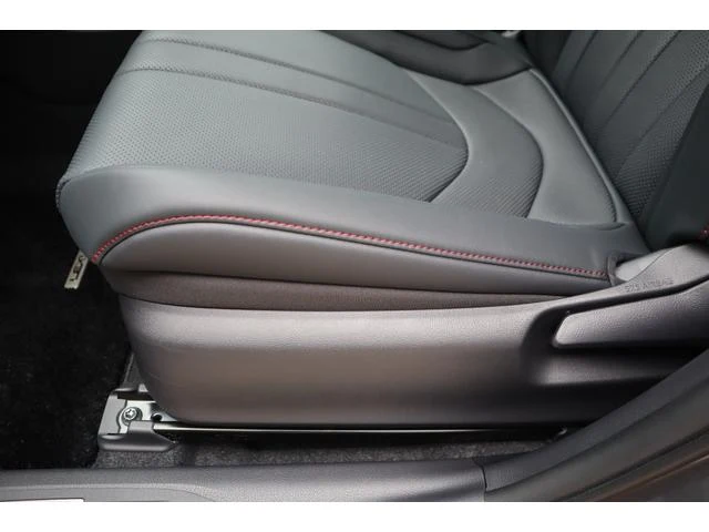 Lexus LBX 62