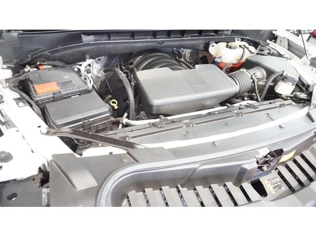 Cadillac ESCALADE 18