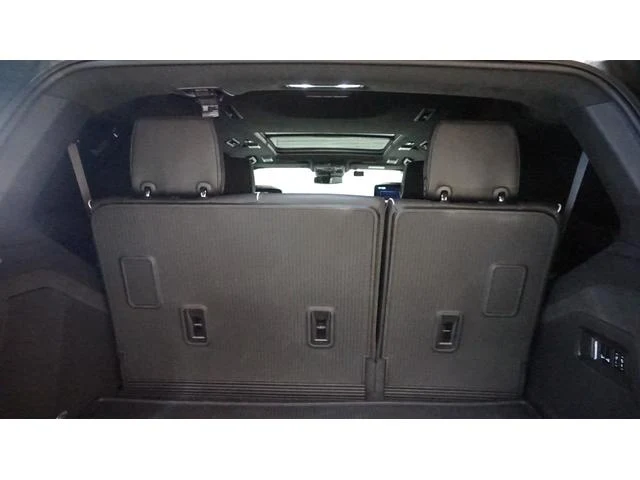 Cadillac ESCALADE 27