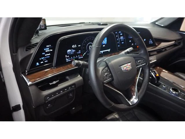 Cadillac ESCALADE 21