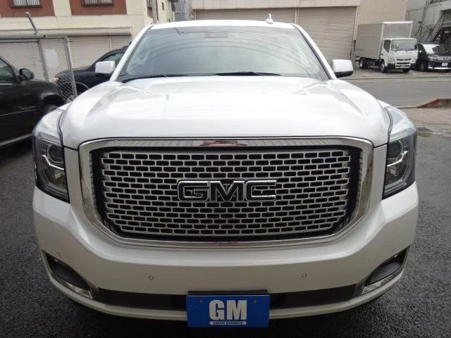 GMC YUKON 7