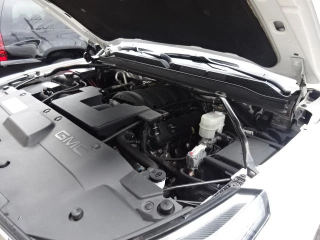 GMC YUKON 34