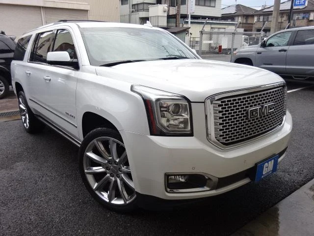 GMC YUKON 10