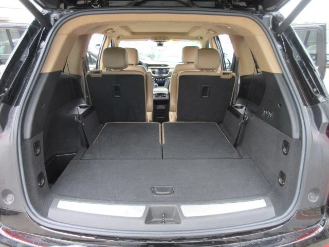 Cadillac XT6 28