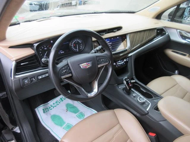 Cadillac XT6 18