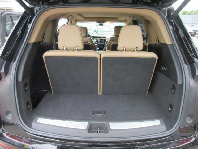 Cadillac XT6 27