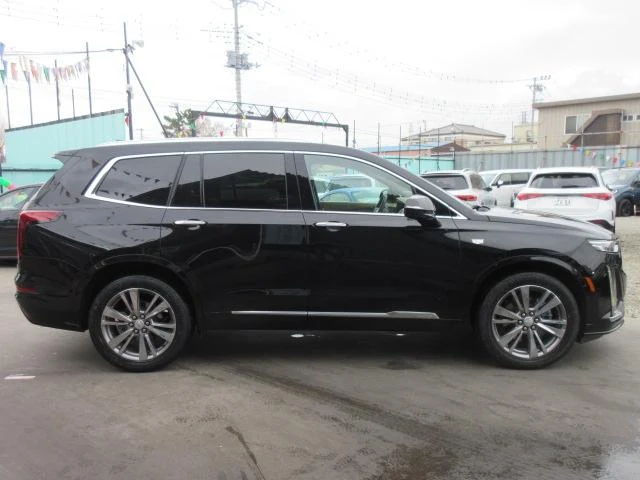 Cadillac XT6 9