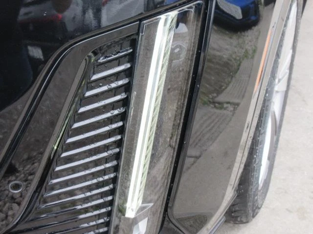 Cadillac XT6 16