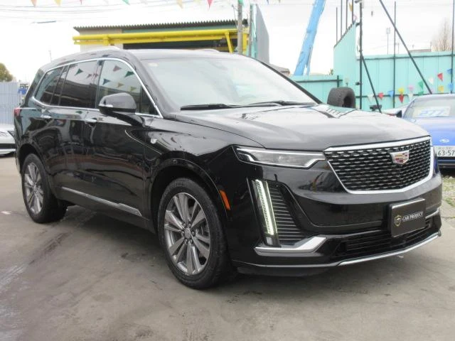 Cadillac XT6 8