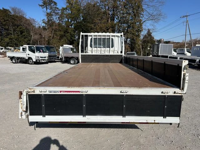 Mitsubishi Fuso FIGHTER 75