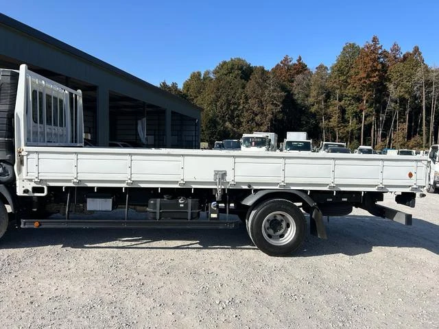 Mitsubishi Fuso FIGHTER 58