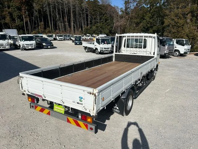 Mitsubishi Fuso FIGHTER 48