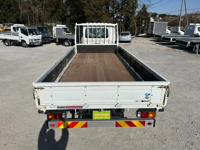 Mitsubishi Fuso FIGHTER 47
