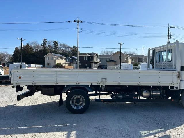 Mitsubishi Fuso FIGHTER 68