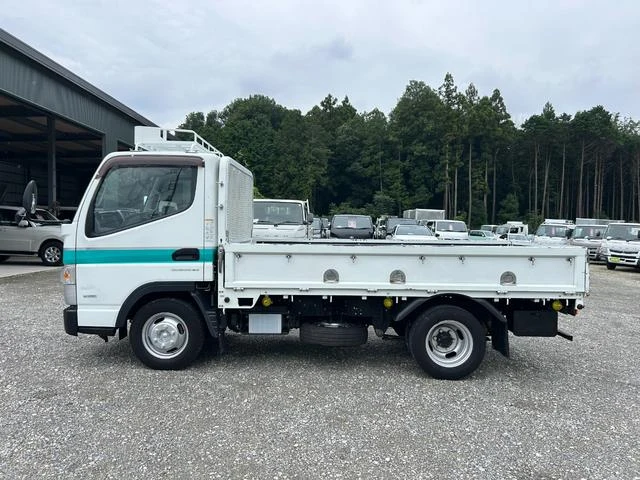 Mitsubishi Fuso CANTER 8