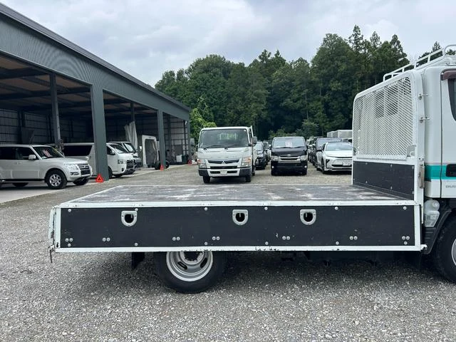Mitsubishi Fuso CANTER 49