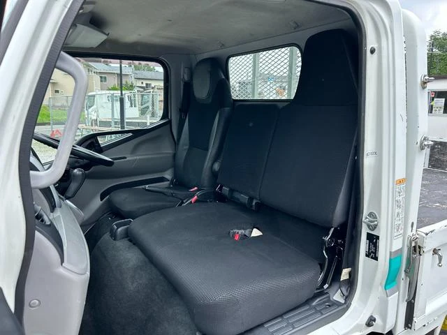 Mitsubishi Fuso CANTER 34