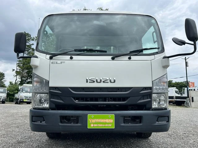 Isuzu ELF 53