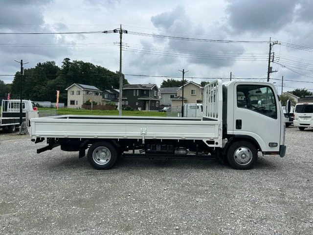 Isuzu ELF 4
