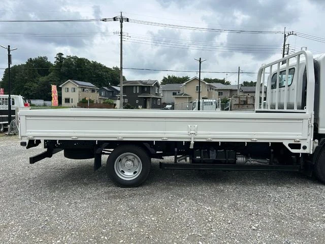 Isuzu ELF 68