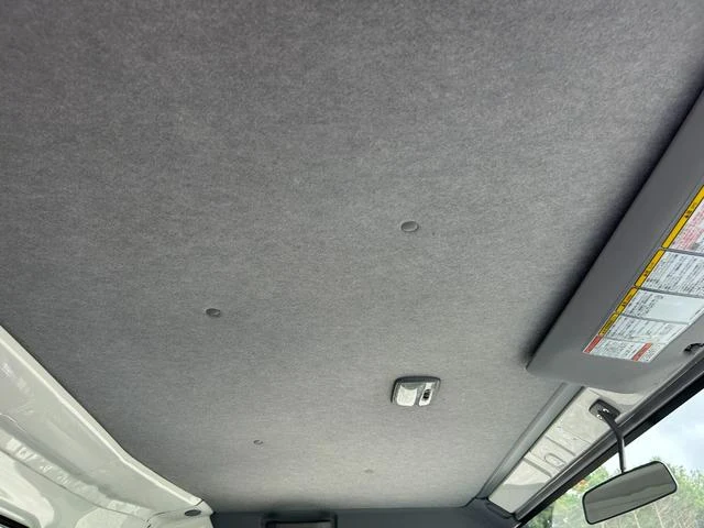 Isuzu ELF 25