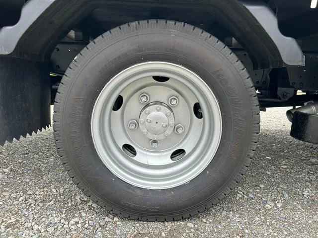 Isuzu ELF 70