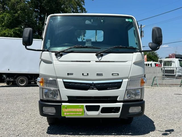 Mitsubishi Fuso CANTER 2