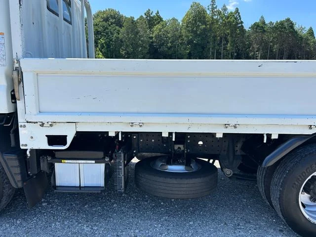 Mitsubishi Fuso CANTER 66