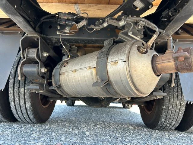 Mitsubishi Fuso CANTER 73