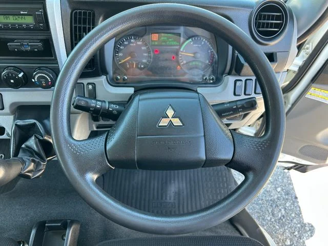 Mitsubishi Fuso CANTER 13