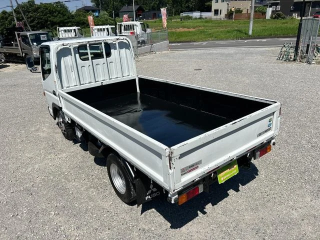 Mitsubishi Fuso CANTER 52