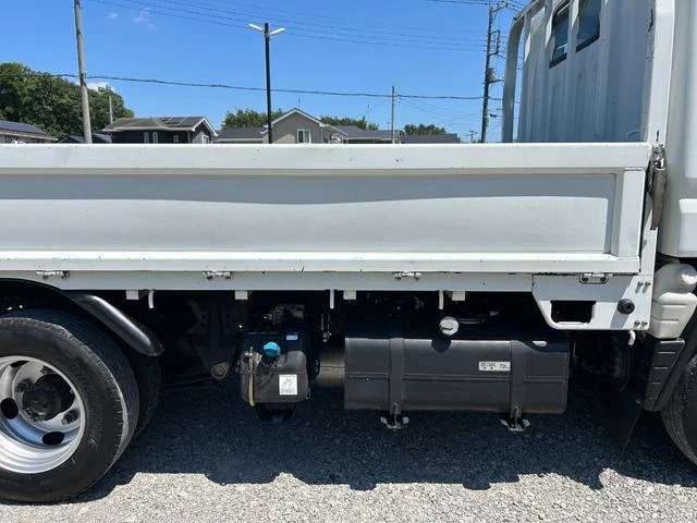 Mitsubishi Fuso CANTER 78
