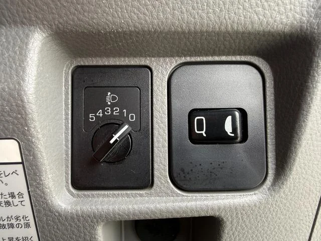 Mitsubishi Fuso CANTER 16