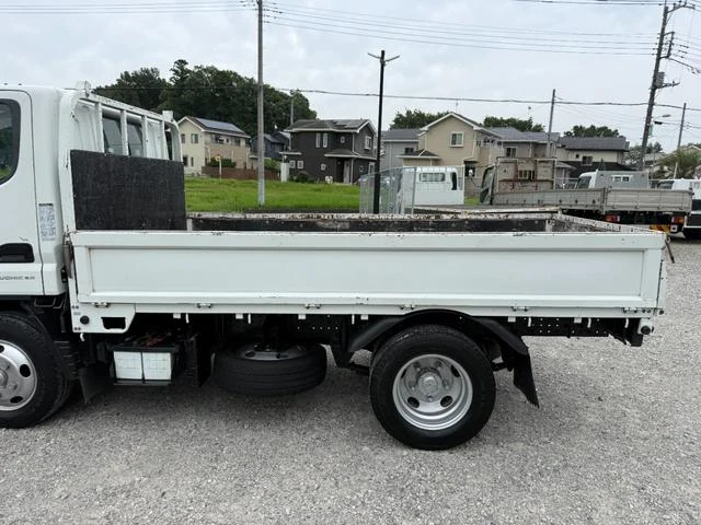 Mitsubishi Fuso CANTER 44