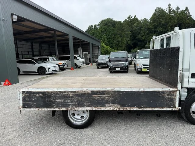 Mitsubishi Fuso CANTER 49